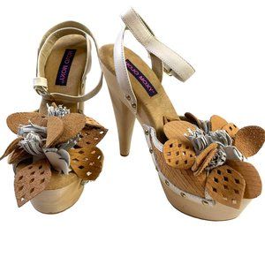 MOJO MOXY Womens 7 Floral Tan Leather Ankle Strap Studded Retro Heels